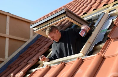 Pose de fenêtres de toit Velux à Escout